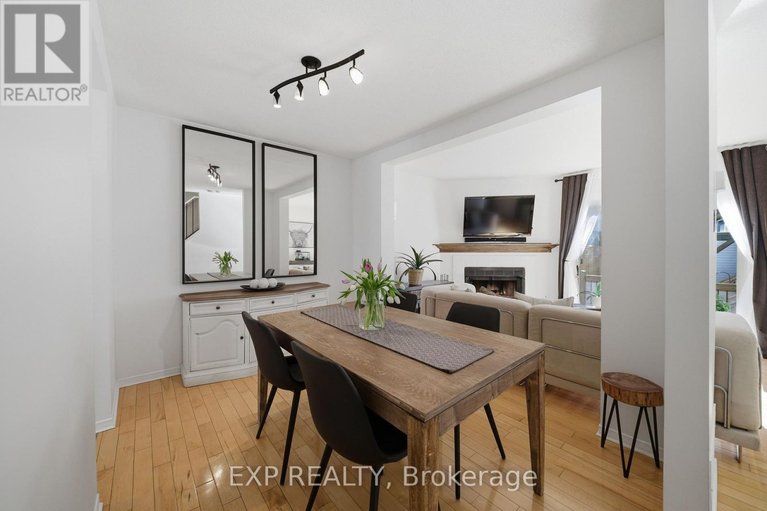 29539307/1832-loranger-court/chapel-hill/ottawa/ontario/K1C7H6_6