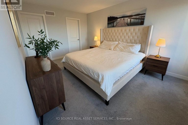 29263044/617-quilter-row/goulbourn-twp-from-franktown-rdsouth-to-rideau/ottawa/ontario/K0A2Z0_12