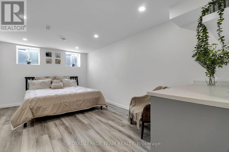 28395434/906-nokomis-place/half-moon-bay/ottawa/ontario/K2J6T2_29
