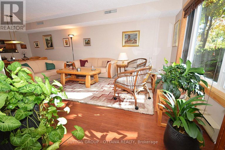 28975182/unit-62-261-botanica-private/civic-hospital/ottawa/ontario/K1Y4P9_8