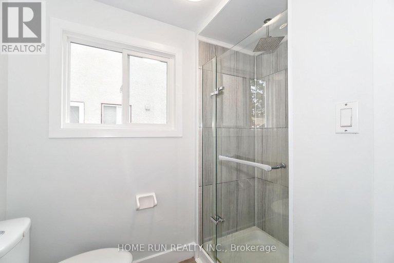 28597038/1292-meadowlands-drive-e/borden-farmstewart-farmcarleton-heightsparkwood-hills/ottawa/ontario/K2E6K5_18