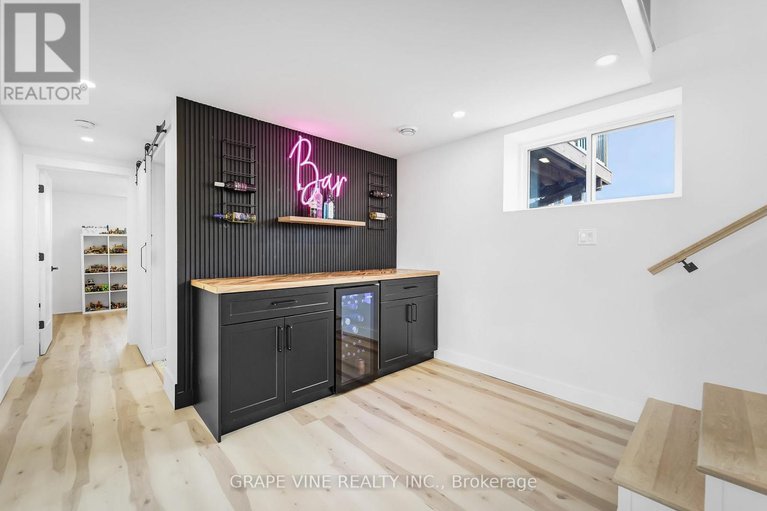 29103096/1671-county-rd-43-road/north-grenville-twp-kemptville-south/north-grenville/ontario/K0G1G0_12