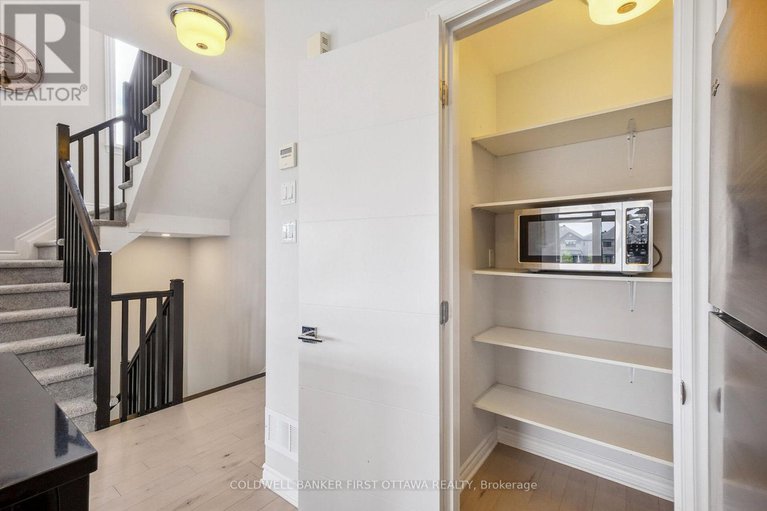28347275/612-chaperal-private/avalon-west/ottawa/ontario/K4A0Y2_20