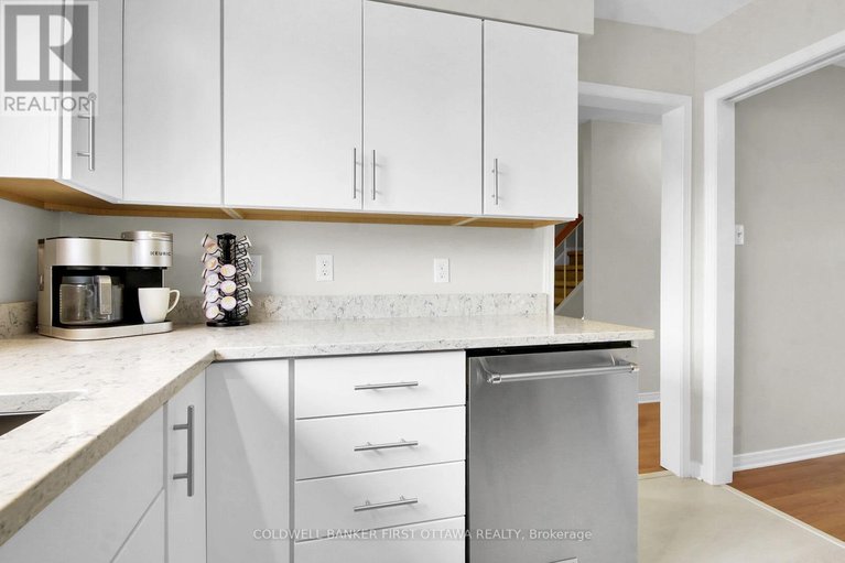 29603326/30-3924k-old-richmond-road/arbeatha-park/ottawa/ontario/K2H5C6_7