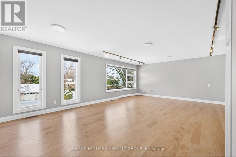 29230900/114-rita-avenue/meadowlandsst-claire-gardens/ottawa/ontario/K2G2H3_19