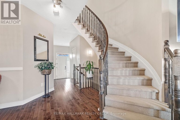 29654933/1998-pennyroyal-crescent/notting-hillsummerside/ottawa/ontario/K4A0S7_5