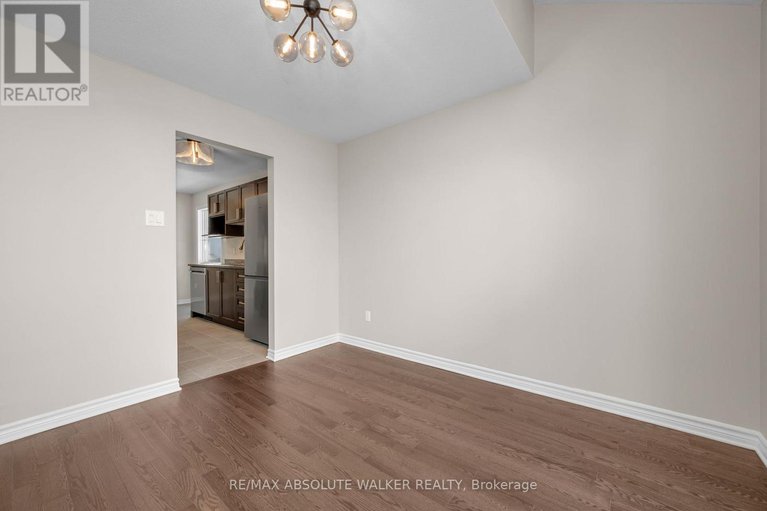 29427977/1538-briarfield-crescent/fallingbrookridgemount/ottawa/ontario/K4A1Z9_8