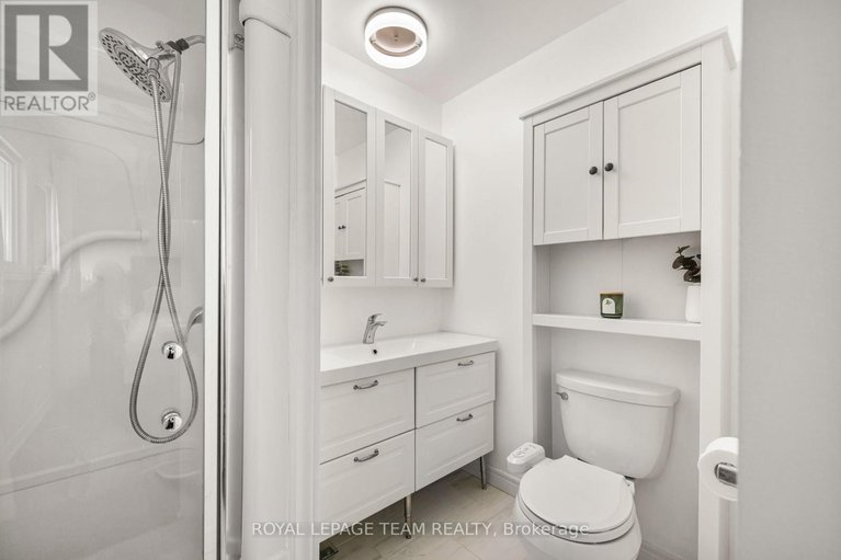 29023588/6521-jack-pine-crescent/greely/ottawa/ontario/K4P1E1_25