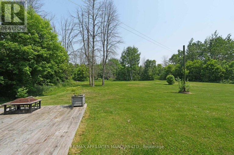 28455162/18467-andre-avenue/south-glengarry-charlottenburgh-twp/south-glengarry/ontario/K0C1S0_44