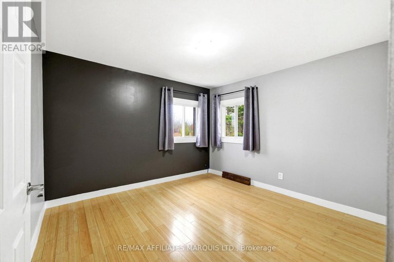 29555940/5083-aultsville-road/south-stormont-osnabruck-twp/south-stormont/ontario/K0C1M0_28