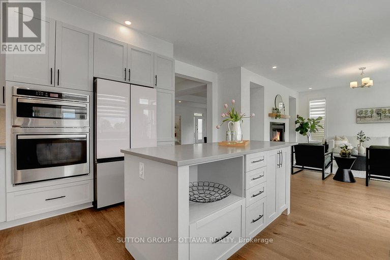 28461424/908-duxbury-lane/riverside-southgloucester-glen/ottawa/ontario/K4M0M3_13