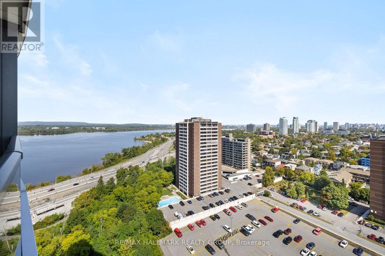 29274356/1906-485-richmond-road/westboro-west/ottawa/ontario/K2A3W9_24