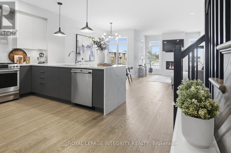 29374175/53-canvasback-ridge/riverside-southgloucester-glen/ottawa/ontario/K4M0P6_8