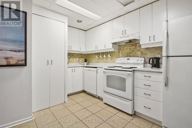 28399342/701-141-somerset-street-w/ottawa-centregolden-triangle/ottawa/ontario/K2P2H1_9