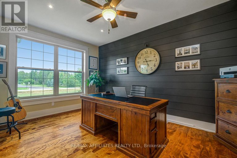 28778055/111-ironstone-court/remainder-of-stittsville-area/ottawa/ontario/K2S0L4_9