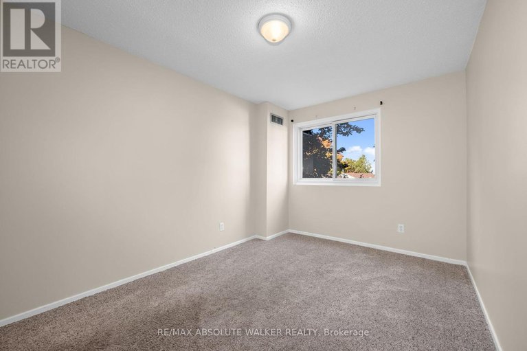 28986388/318-1599-lassiter-terrace/beaconwood/ottawa/ontario/K1J8R6_28