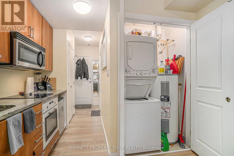 28339261/313-429-kent-street/ottawa-centre/ottawa/ontario/K2P1B5_8