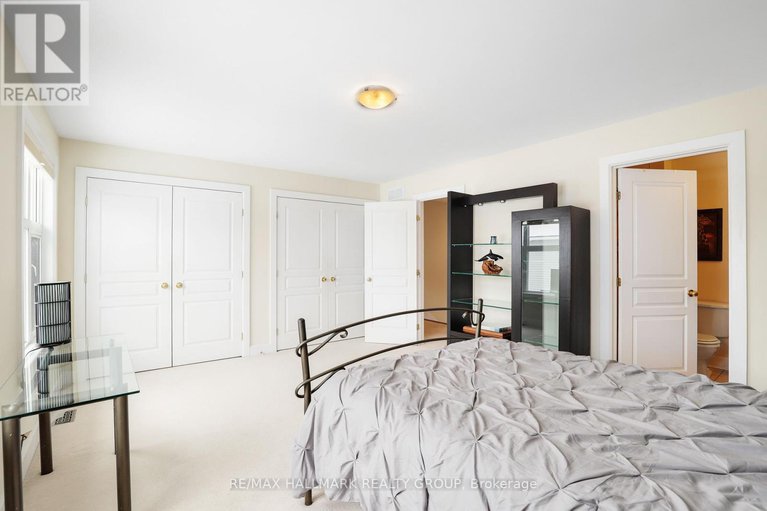 29354070/5-nautica-private-private/crystal-beach/ottawa/ontario/K2H1E5_24