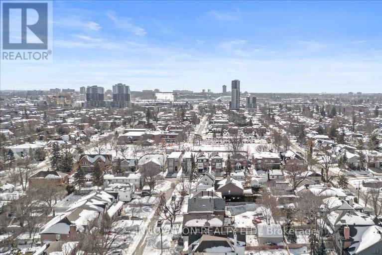 29473998/574-cole-avenue/mckellarhighland/ottawa/ontario/K2A2B5_36