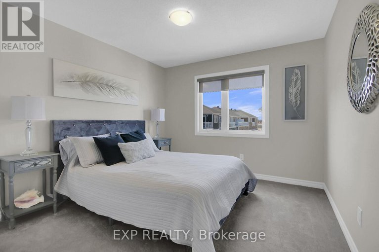 28403302/814-bascule-place/btwn-franktown-rd-fallowfield-rd/ottawa/ontario/K0A2Z0_17