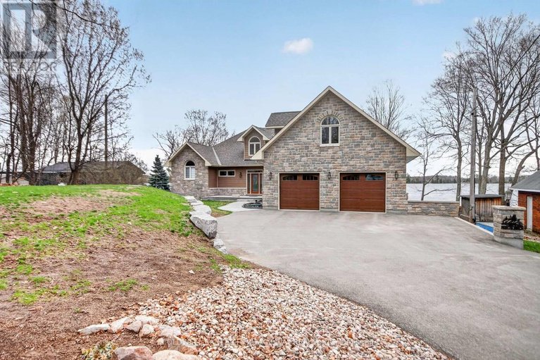 29676799/102-heron-lane/beckwith-twp/beckwith/ontario/K7C4L3_1