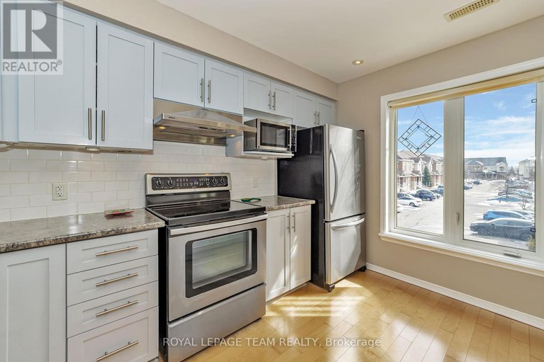 28035173/135-1512-walkley-road/heron-gateindustrial-park/ottawa/ontario/K1V2G6_14