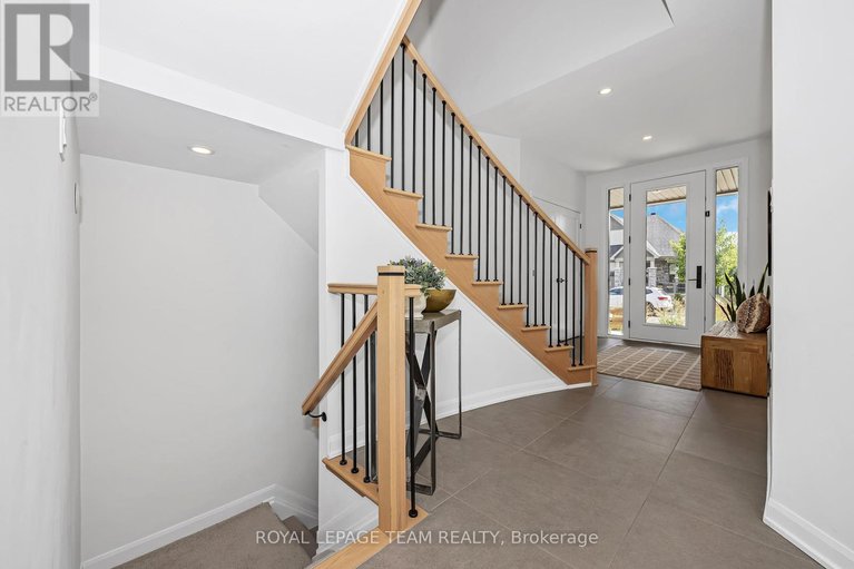 28583920/726-coast-circle/mahogany-community/ottawa/ontario/K4M0N2_7
