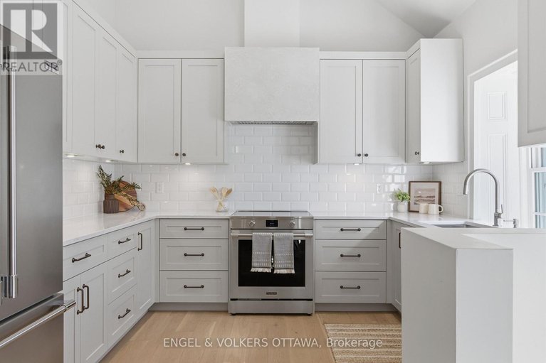 29649228/71-thomas-street/new-edinburgh/ottawa/ontario/K1M1M7_13