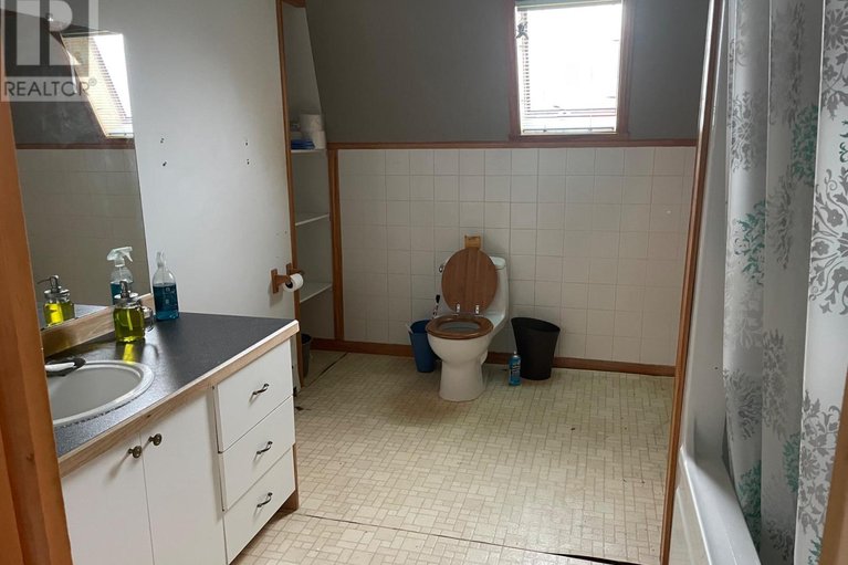 29033422/20115-beaupre-road-w/south-glengarry-charlottenburgh-twp/south-glengarry/ontario/K0C1L0_7