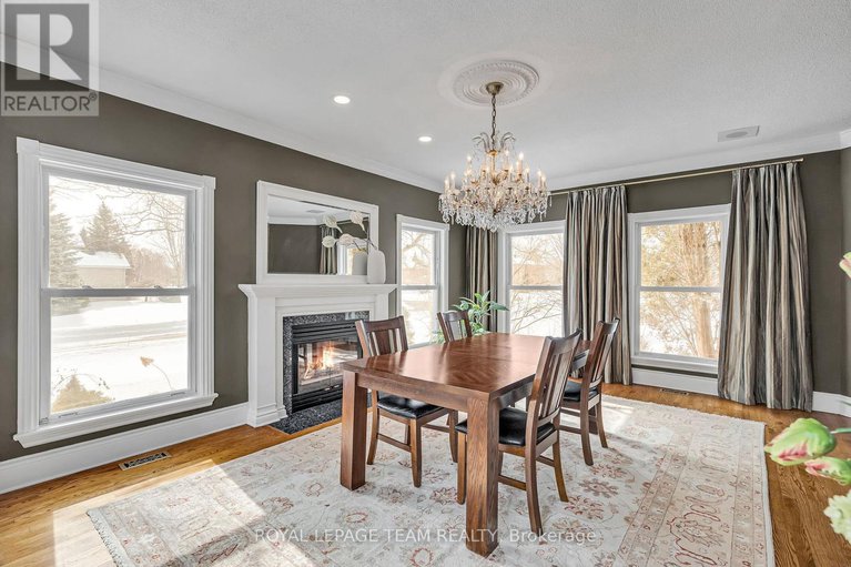 28078826/1345-potter-drive/manotick-village-manotick-estates/ottawa/ontario/K4M1C6_17
