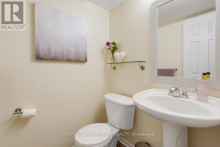 28921399/13-grammercy-parkway/central-park/ottawa/ontario/K2C4C7_5