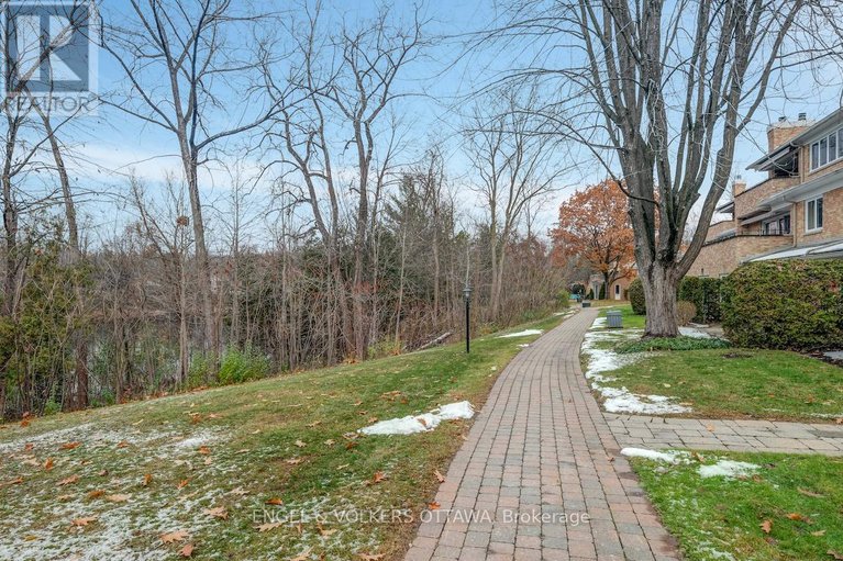 29162834/25-bittern-court/rockcliffe/ottawa/ontario/K1L8K9_43