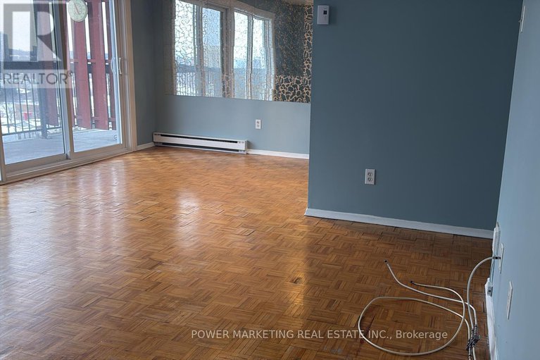 28237251/1604-158b-mcarthur-avenue/vanier/ottawa/ontario/K1L8E7_8