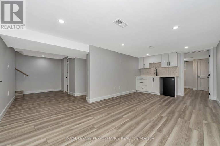 28402487/6200-russell-road/carlsbad-springs/ottawa/ontario/K0A1K0_21