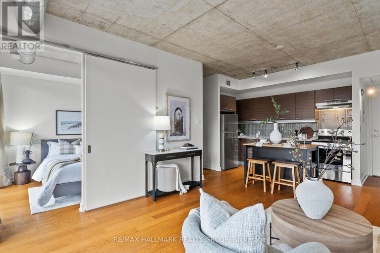 29606023/332-354-gladstone-avenue/ottawa-centre/ottawa/ontario/K2P0R4_9