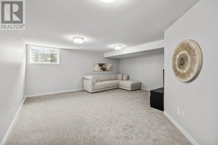 28798693/98-jardiniere-street/remainder-of-stittsville-area/ottawa/ontario/K2S2K2_30