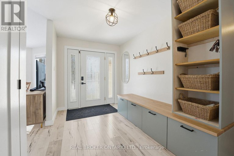 29394655/1391-sutherland-drive/manotick-south-to-roger-stevens/ottawa/ontario/K4M1B3_9