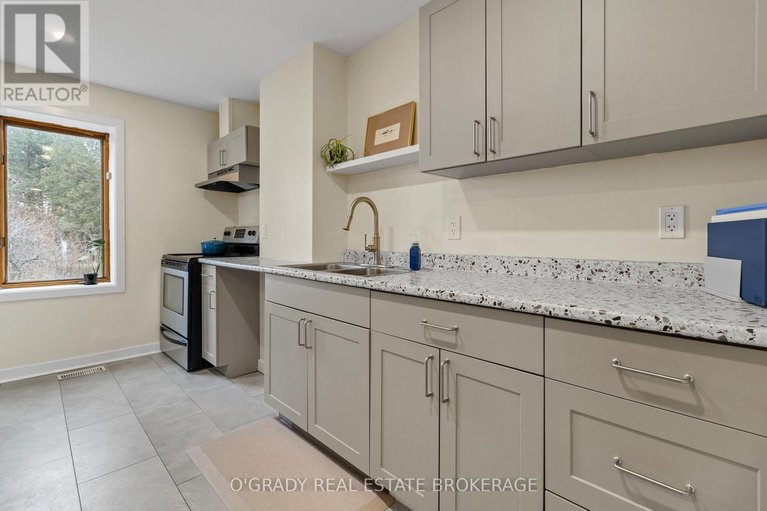 29613065/26-brouse-drive-e/iroquois/south-dundas/ontario/K0E1K0_23