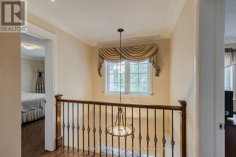 28715997/313-eckerson-avenue/stittsville-south/ottawa/ontario/K2S0K8_39