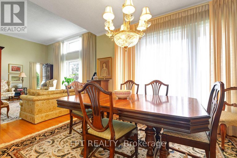 28230942/169-roger-road/faircrest-heights/ottawa/ontario/K1H5C7_15