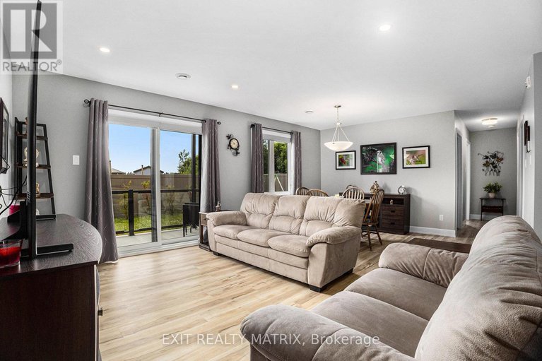 28450842/103-271-belfort-street/embrun/russell/ontario/K0A1W0_7
