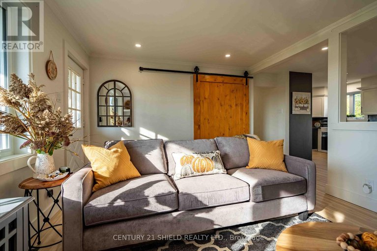 28962376/18785-paragon-road/south-glengarry-charlottenburgh-twp/south-glengarry/ontario/K6H5R5_3