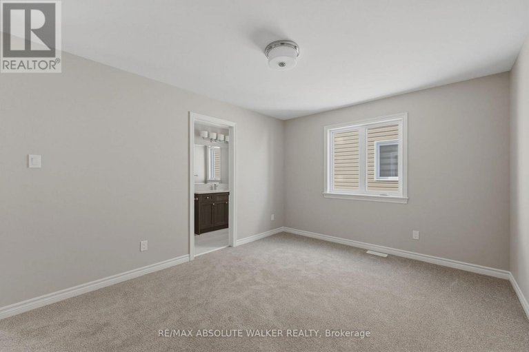 29674696/803-antonio-farley-street/camelot/ottawa/ontario/K4A5N3_32