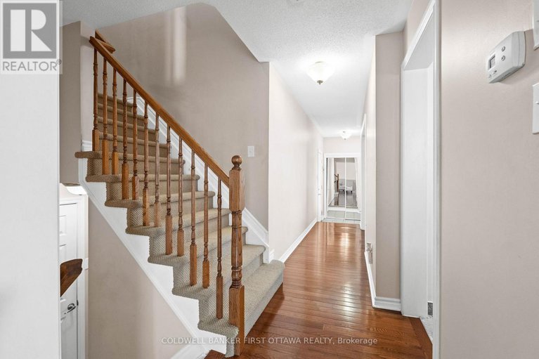 28436168/3627-cambrian-road/half-moon-bay/ottawa/ontario/K2J0S6_13