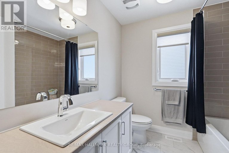 29668379/1212-avignon-street/embrun/russell/ontario/K0A1W0_31