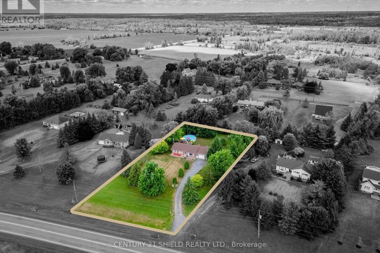 29038692/14215-county-rd-2-highway/south-stormont-osnabruck-twp/south-stormont/ontario/K0C1M0_43