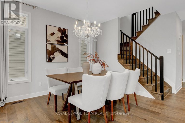 29433481/749-brian-good-avenue/riverside-southgloucester-glen/ottawa/ontario/K4M0E3_11