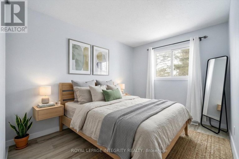 29578155/228-millroad-way/chatelaine-village/ottawa/ontario/K1E2C9_27