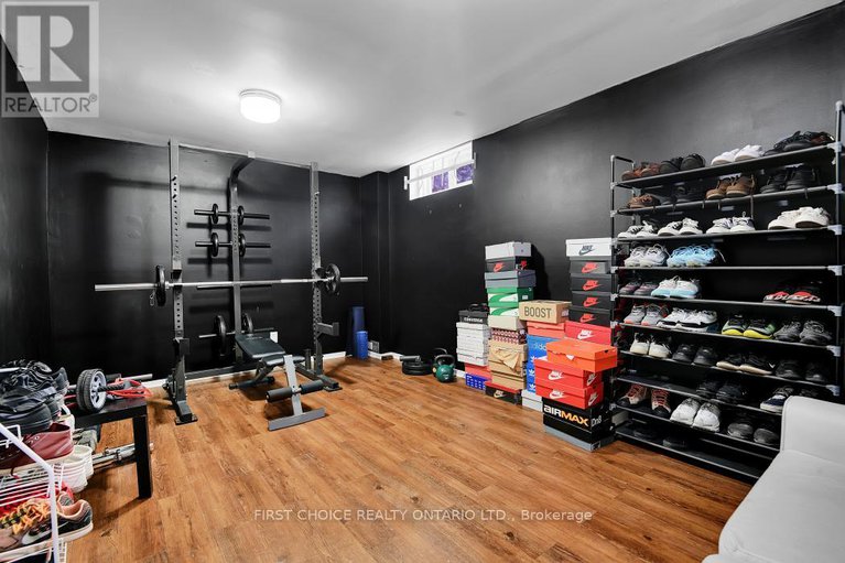 29056396/1771c-lamoureux-drive/queenswood-heights-south/ottawa/ontario/K1E2N5_27