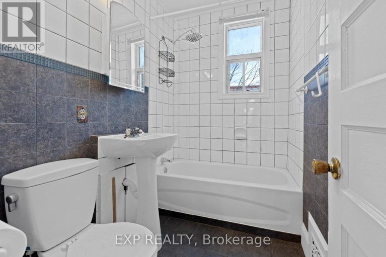 29389068/292-294-clarence-street/lower-town/ottawa/ontario/K1N5R3_13